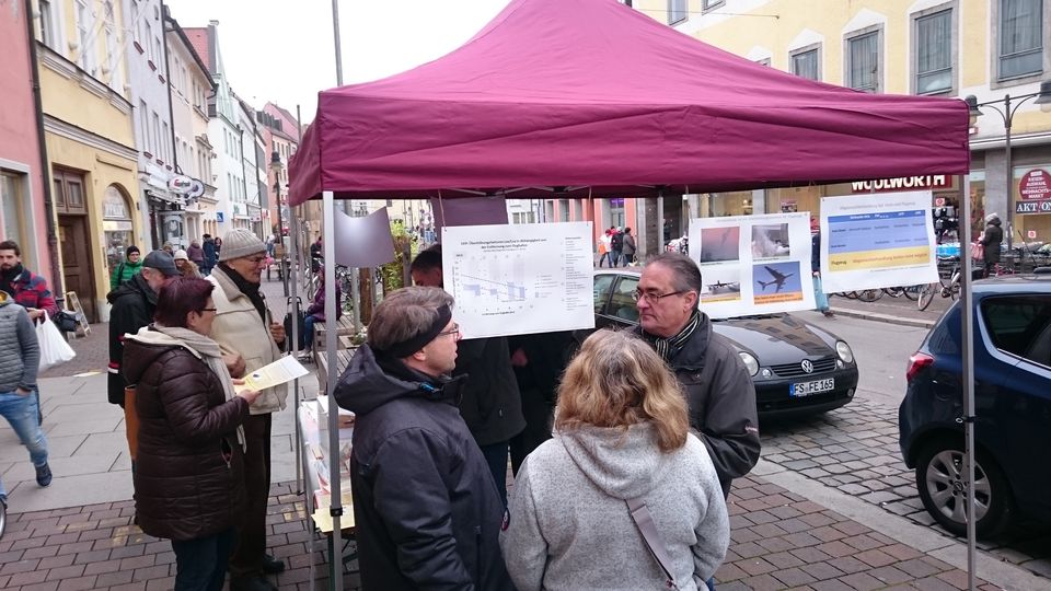 Infostand Freising 18. November 2017